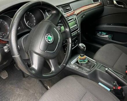 Чорний Шкода Суперб, об'ємом двигуна 1.8 л та пробігом 150 тис. км за 10000 $, фото 10 на Automoto.ua