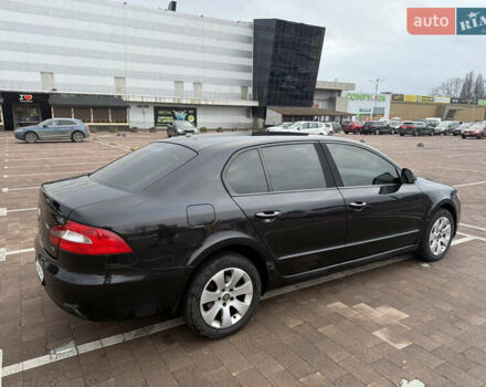 Черный Шкода Суперб, объемом двигателя 1.6 л и пробегом 326 тыс. км за 7000 $, фото 2 на Automoto.ua