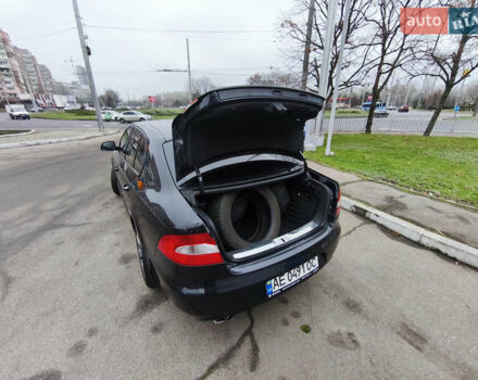 Черный Шкода Суперб, объемом двигателя 1.8 л и пробегом 242 тыс. км за 8600 $, фото 11 на Automoto.ua