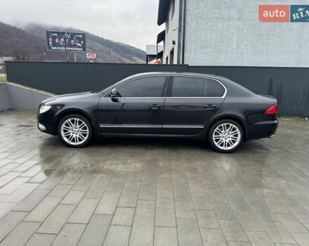 Черный Шкода Суперб, объемом двигателя 1.97 л и пробегом 313 тыс. км за 11800 $, фото 5 на Automoto.ua