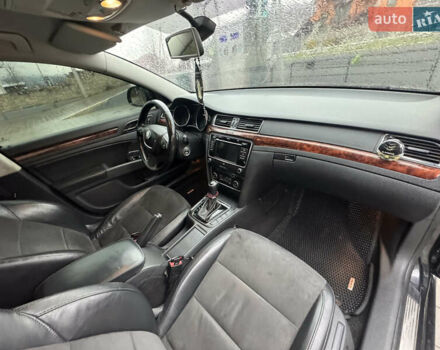 Черный Шкода Суперб, объемом двигателя 1.97 л и пробегом 313 тыс. км за 11800 $, фото 22 на Automoto.ua