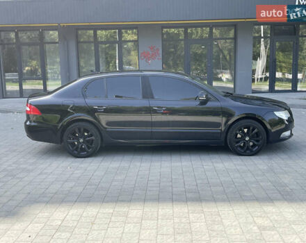 Черный Шкода Суперб, объемом двигателя 2 л и пробегом 267 тыс. км за 13800 $, фото 7 на Automoto.ua