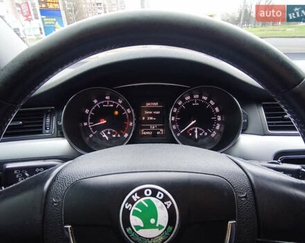 Черный Шкода Суперб, объемом двигателя 1.8 л и пробегом 242 тыс. км за 8600 $, фото 5 на Automoto.ua