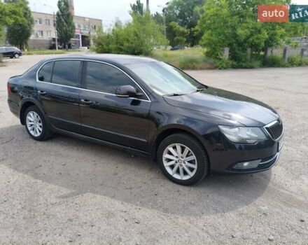 Черный Шкода Суперб, объемом двигателя 1.8 л и пробегом 227 тыс. км за 9999 $, фото 2 на Automoto.ua