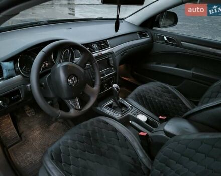 Черный Шкода Суперб, объемом двигателя 2 л и пробегом 275 тыс. км за 11900 $, фото 12 на Automoto.ua