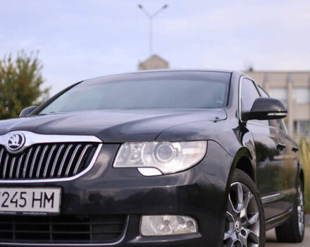 Чорний Шкода Суперб, об'ємом двигуна 2 л та пробігом 239 тис. км за 11400 $, фото 5 на Automoto.ua