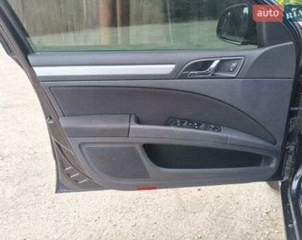 Черный Шкода Суперб, объемом двигателя 1.8 л и пробегом 227 тыс. км за 9999 $, фото 17 на Automoto.ua