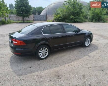 Черный Шкода Суперб, объемом двигателя 1.8 л и пробегом 227 тыс. км за 9999 $, фото 3 на Automoto.ua