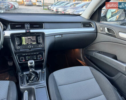 Черный Шкода Суперб, объемом двигателя 1.6 л и пробегом 220 тыс. км за 10600 $, фото 14 на Automoto.ua