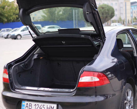 Чорний Шкода Суперб, об'ємом двигуна 2 л та пробігом 239 тис. км за 11400 $, фото 24 на Automoto.ua