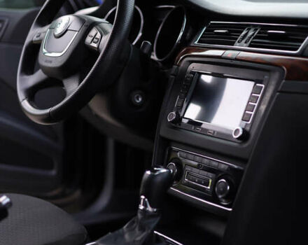 Чорний Шкода Суперб, об'ємом двигуна 2 л та пробігом 239 тис. км за 11400 $, фото 10 на Automoto.ua