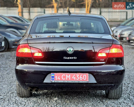 Черный Шкода Суперб, объемом двигателя 1.6 л и пробегом 220 тыс. км за 10600 $, фото 5 на Automoto.ua