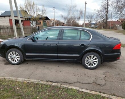 Черный Шкода Суперб, объемом двигателя 1.8 л и пробегом 64 тыс. км за 17500 $, фото 4 на Automoto.ua