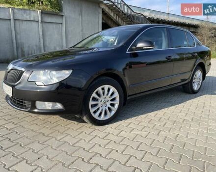 Черный Шкода Суперб, объемом двигателя 2 л и пробегом 242 тыс. км за 12200 $, фото 3 на Automoto.ua