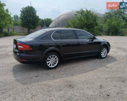 Черный Шкода Суперб, объемом двигателя 1.8 л и пробегом 227 тыс. км за 9999 $, фото 4 на Automoto.ua