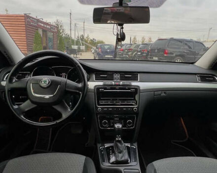 Черный Шкода Суперб, объемом двигателя 1.8 л и пробегом 244 тыс. км за 8500 $, фото 5 на Automoto.ua
