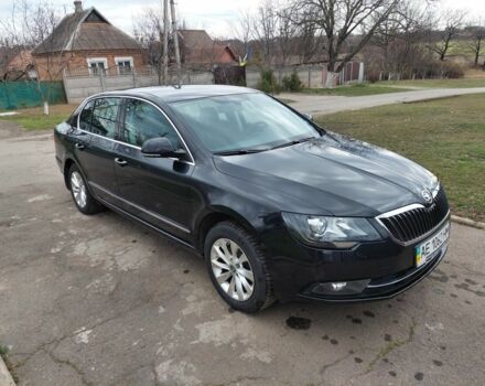 Черный Шкода Суперб, объемом двигателя 1.8 л и пробегом 64 тыс. км за 17500 $, фото 2 на Automoto.ua