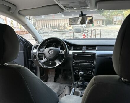 Черный Шкода Суперб, объемом двигателя 1.8 л и пробегом 350 тыс. км за 10000 $, фото 6 на Automoto.ua