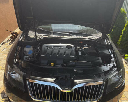 Черный Шкода Суперб, объемом двигателя 2 л и пробегом 299 тыс. км за 11300 $, фото 3 на Automoto.ua