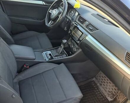 Черный Шкода Суперб, объемом двигателя 1.97 л и пробегом 184 тыс. км за 17500 $, фото 15 на Automoto.ua