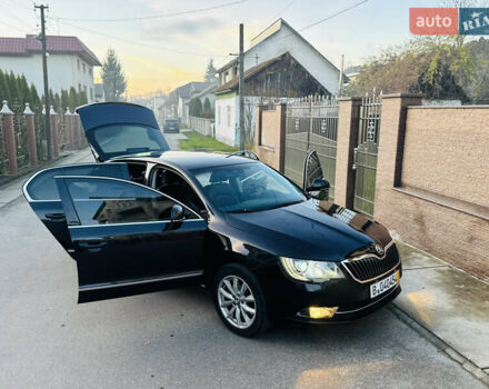 Черный Шкода Суперб, объемом двигателя 2 л и пробегом 326 тыс. км за 12700 $, фото 62 на Automoto.ua