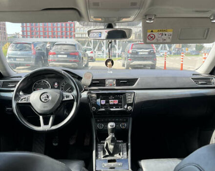 Черный Шкода Суперб, объемом двигателя 1.97 л и пробегом 292 тыс. км за 15200 $, фото 10 на Automoto.ua