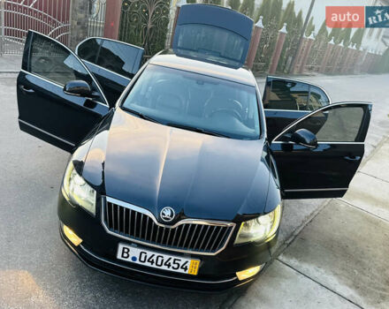 Черный Шкода Суперб, объемом двигателя 2 л и пробегом 326 тыс. км за 12700 $, фото 99 на Automoto.ua