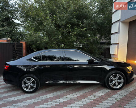 Черный Шкода Суперб, объемом двигателя 2 л и пробегом 260 тыс. км за 16500 $, фото 26 на Automoto.ua