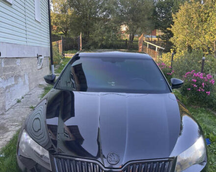 Черный Шкода Суперб, объемом двигателя 2 л и пробегом 270 тыс. км за 14700 $, фото 3 на Automoto.ua