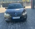 Чорний Шкода Суперб, об'ємом двигуна 2 л та пробігом 262 тис. км за 13300 $, фото 2 на Automoto.ua