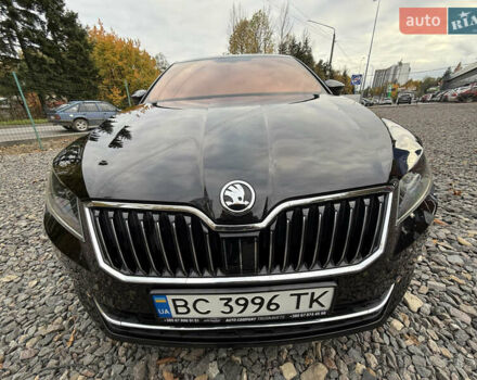 Чорний Шкода Суперб, об'ємом двигуна 2 л та пробігом 208 тис. км за 18399 $, фото 5 на Automoto.ua