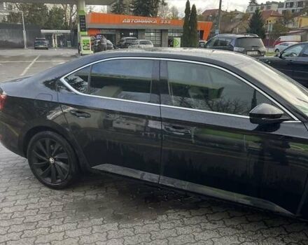 Шкода Суперб 2016 у Львові на Automoto.ua Чорний Шкода Суперб, об'ємом двигуна 2 л та пробігом 280 тис. км за 17500 $, фото 11 на Automoto.ua