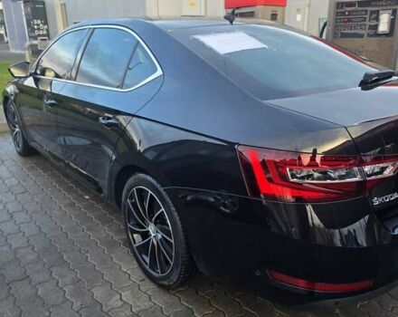 Черный Шкода Суперб, объемом двигателя 1.97 л и пробегом 245 тыс. км за 20000 $, фото 2 на Automoto.ua