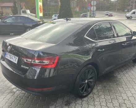 Шкода Суперб 2016 у Львові на Automoto.ua Чорний Шкода Суперб, об'ємом двигуна 2 л та пробігом 280 тис. км за 17500 $, фото 12 на Automoto.ua