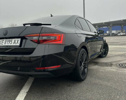 Черный Шкода Суперб, объемом двигателя 1.6 л и пробегом 229 тыс. км за 13999 $, фото 6 на Automoto.ua