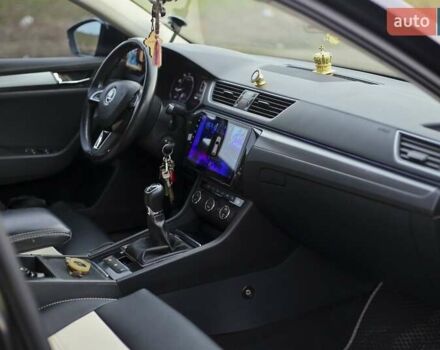 Черный Шкода Суперб, объемом двигателя 1.8 л и пробегом 150 тыс. км за 16000 $, фото 10 на Automoto.ua