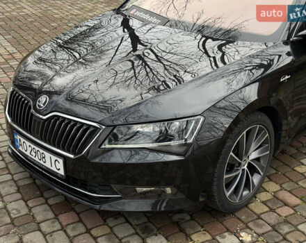 Черный Шкода Суперб, объемом двигателя 2 л и пробегом 284 тыс. км за 17500 $, фото 12 на Automoto.ua