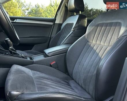 Черный Шкода Суперб, объемом двигателя 2 л и пробегом 242 тыс. км за 17999 $, фото 106 на Automoto.ua