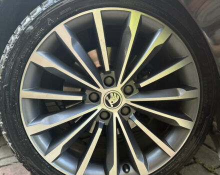 Чорний Шкода Суперб, об'ємом двигуна 1.97 л та пробігом 290 тис. км за 19300 $, фото 11 на Automoto.ua