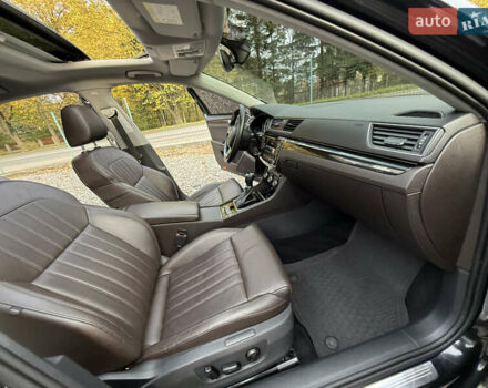 Чорний Шкода Суперб, об'ємом двигуна 2 л та пробігом 208 тис. км за 18399 $, фото 22 на Automoto.ua