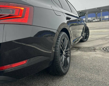 Черный Шкода Суперб, объемом двигателя 1.6 л и пробегом 229 тыс. км за 13999 $, фото 10 на Automoto.ua