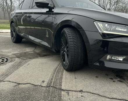 Черный Шкода Суперб, объемом двигателя 1.6 л и пробегом 229 тыс. км за 13999 $, фото 3 на Automoto.ua