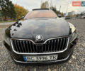 Чорний Шкода Суперб, об'ємом двигуна 2 л та пробігом 208 тис. км за 18399 $, фото 70 на Automoto.ua