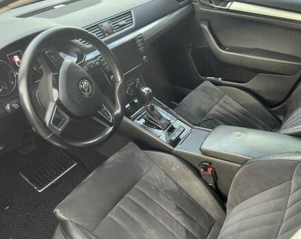 Шкода Суперб 2016 у Львові на Automoto.ua Чорний Шкода Суперб, об'ємом двигуна 2 л та пробігом 280 тис. км за 17500 $, фото 7 на Automoto.ua