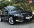 Черный Шкода Суперб, объемом двигателя 2 л и пробегом 242 тыс. км за 17999 $, фото 1 на Automoto.ua