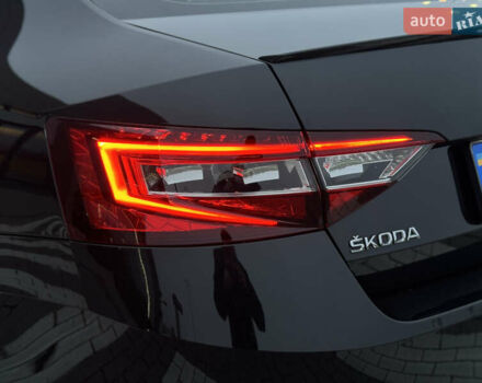 Черный Шкода Суперб, объемом двигателя 1.8 л и пробегом 145 тыс. км за 19500 $, фото 19 на Automoto.ua