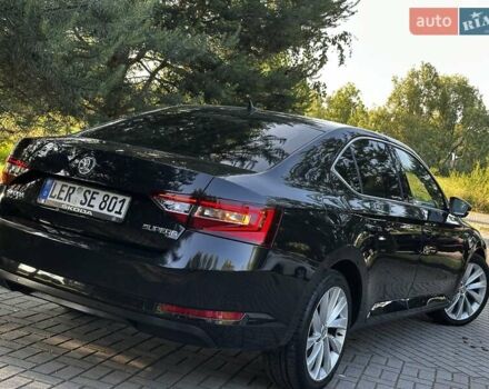 Черный Шкода Суперб, объемом двигателя 2 л и пробегом 242 тыс. км за 17999 $, фото 97 на Automoto.ua