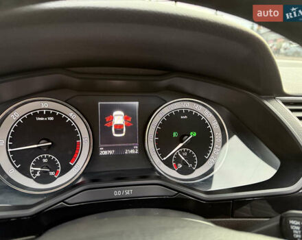 Чорний Шкода Суперб, об'ємом двигуна 2 л та пробігом 208 тис. км за 18399 $, фото 53 на Automoto.ua