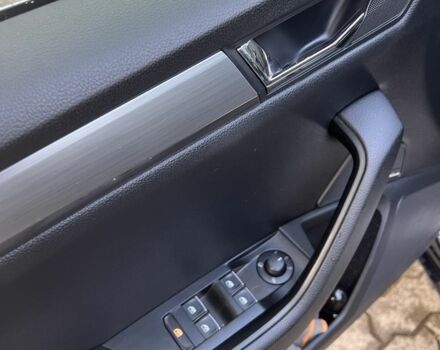 Шкода Суперб 2016 у Львові на Automoto.ua Чорний Шкода Суперб, об'ємом двигуна 2 л та пробігом 280 тис. км за 17500 $, фото 4 на Automoto.ua