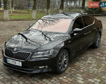 Черный Шкода Суперб, объемом двигателя 2 л и пробегом 284 тыс. км за 17500 $, фото 5 на Automoto.ua